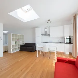 La Maison Del Capestrano Apartment Milan